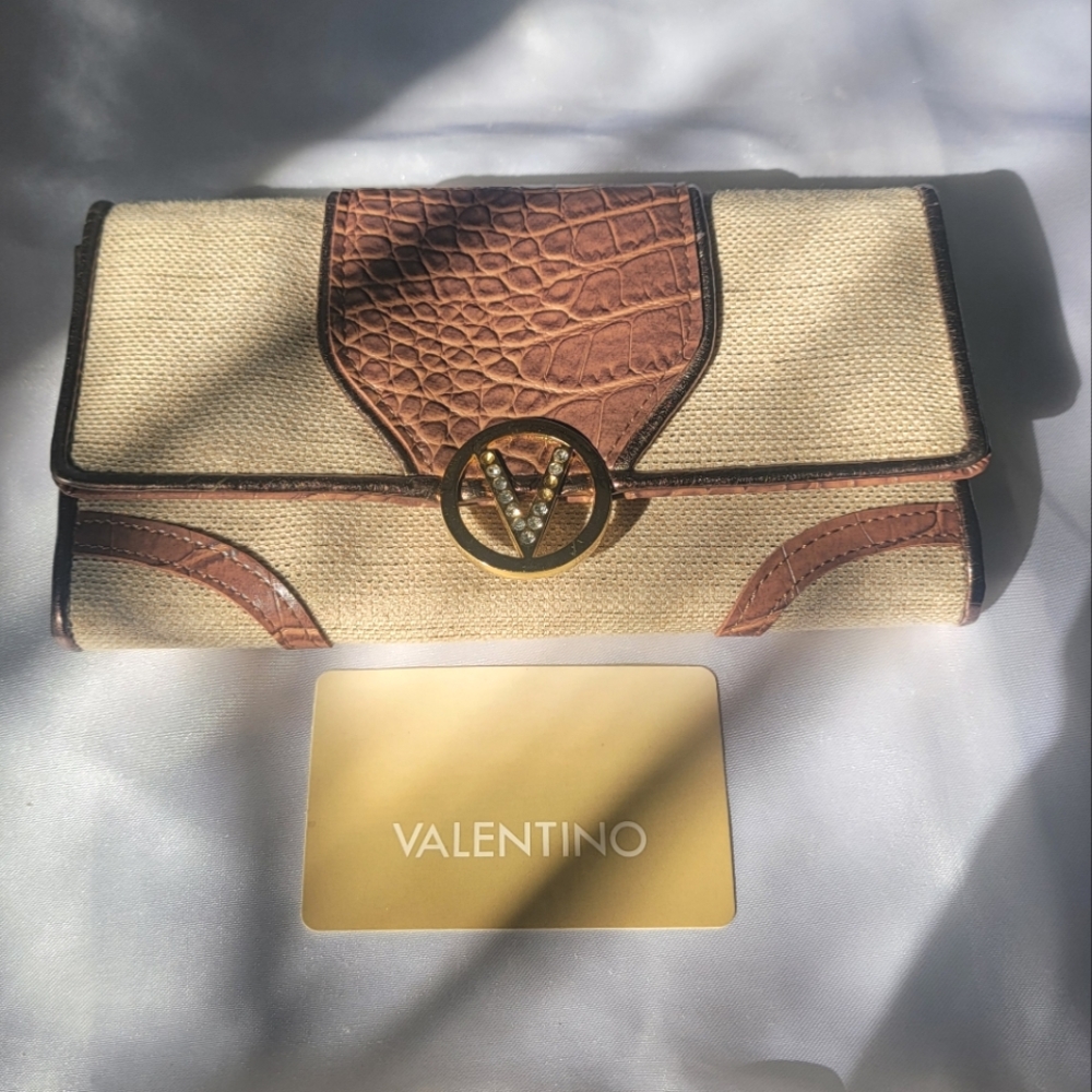 Valentino Wallet